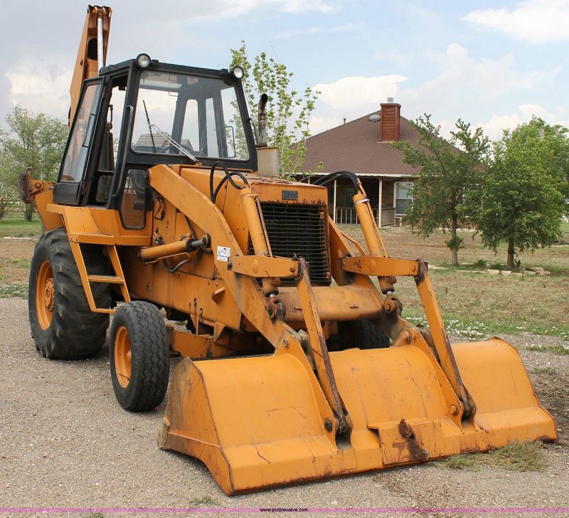 Case 680G