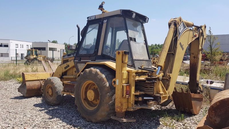 Caterpillar 438D