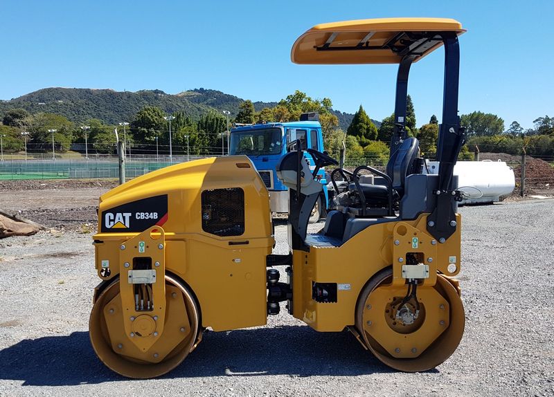 Caterpillar CB34B
