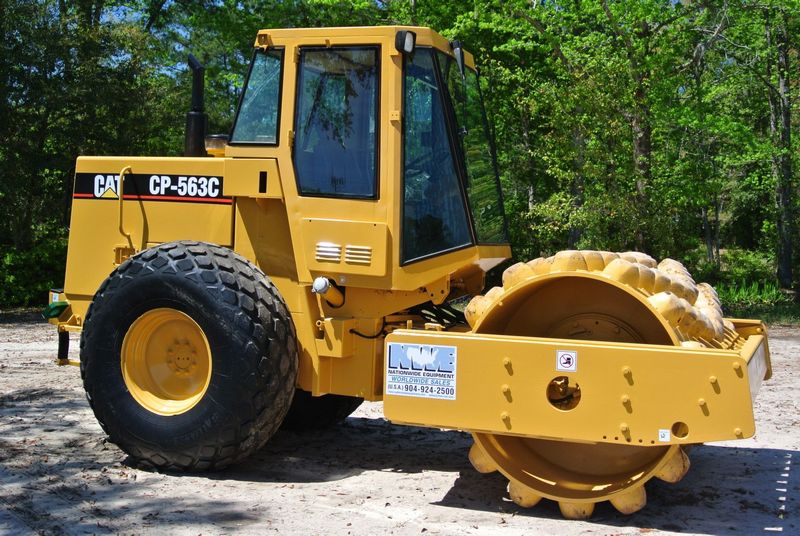 Caterpillar CP563C