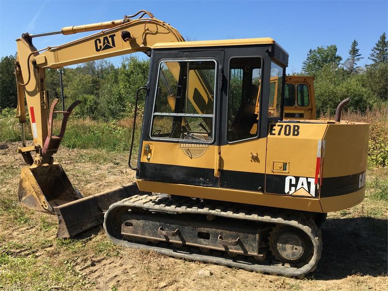 Caterpillar E70B