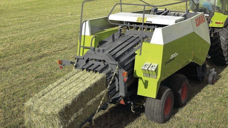 Claas Quadrant 2100 R
