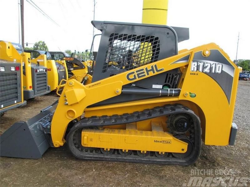 Gehl RT210