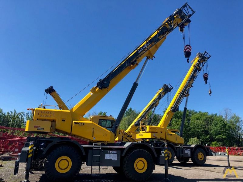 Grove GRT880