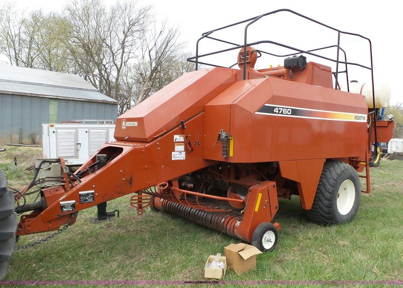 Hesston 4760