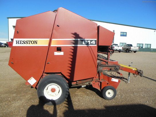 Hesston 814