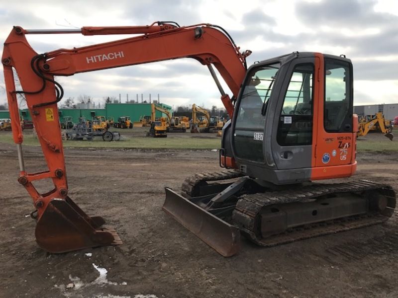Hitachi ZX75US-A