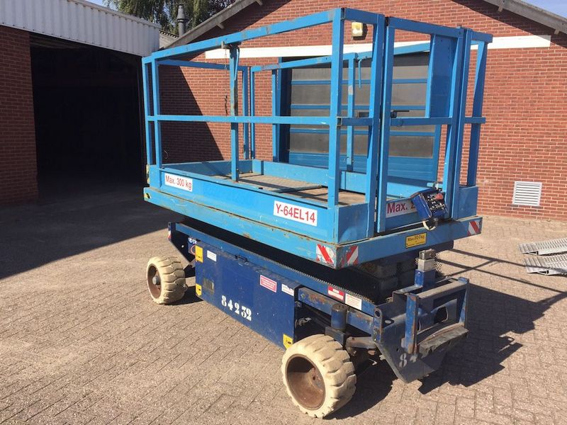 Holland Lift Y64EL14