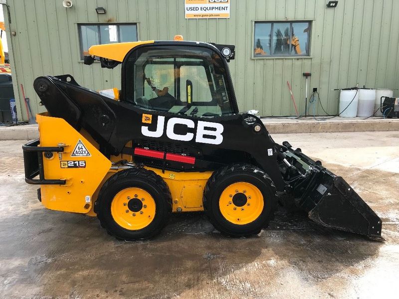 JCB 215