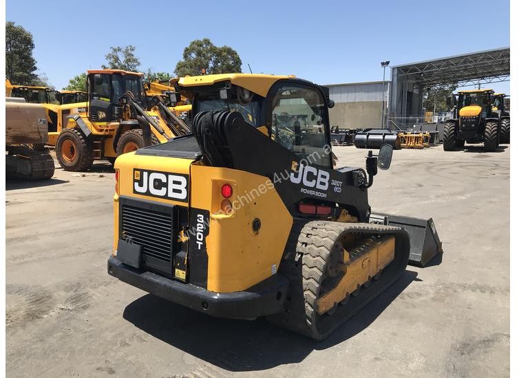 JCB 320T