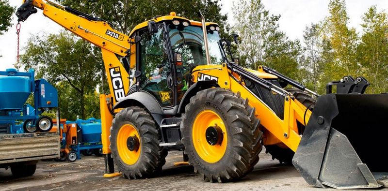 JCB 4CX 15FT (215S)