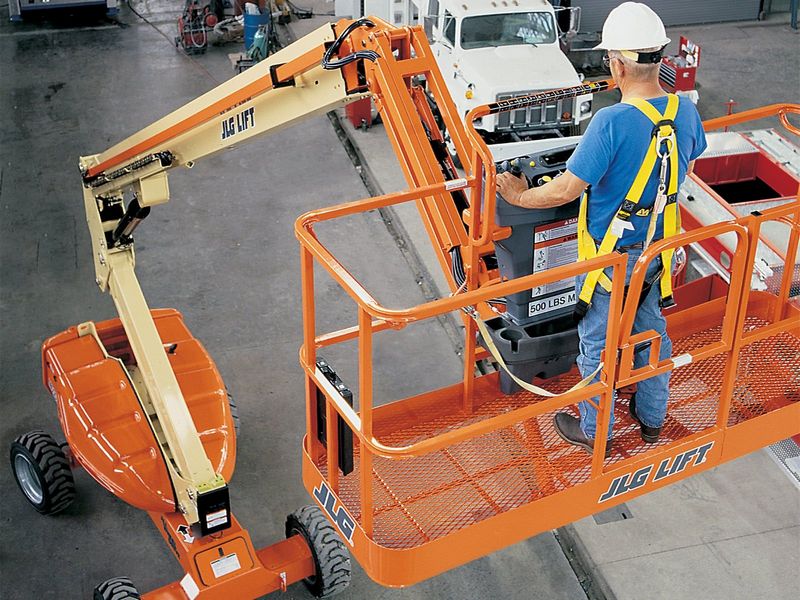 JLG E600J
