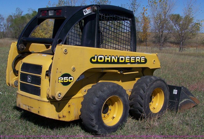 John Deere 250