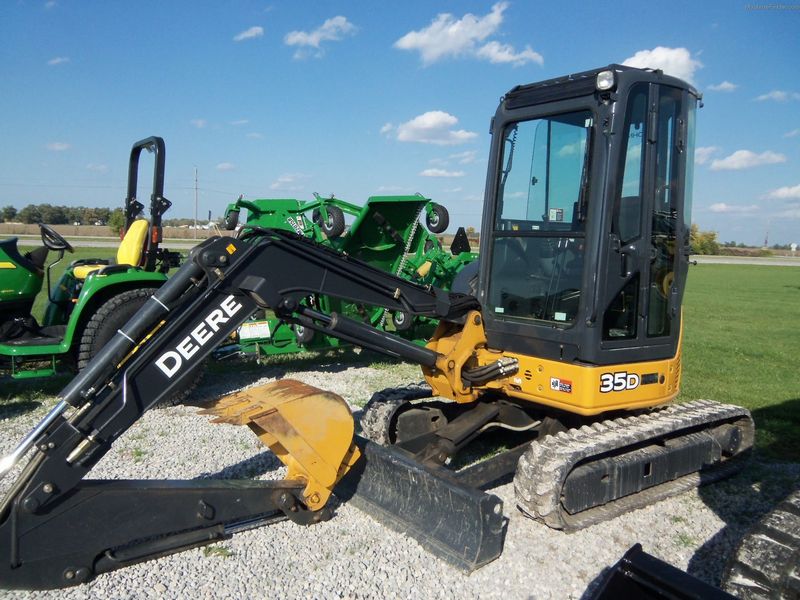 John Deere 35D