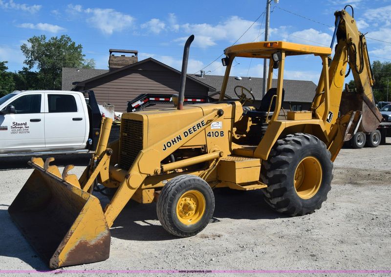 John Deere 410B