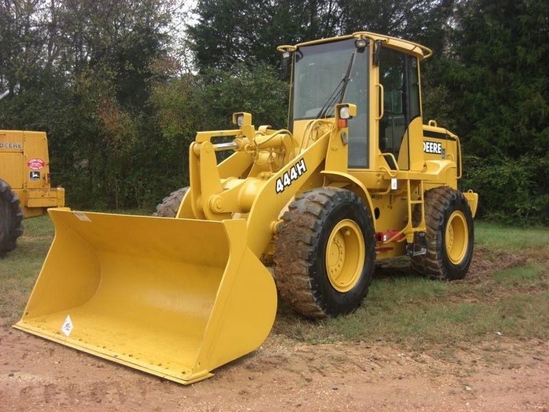 John Deere 444H