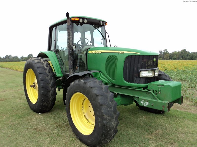 John Deere 7320