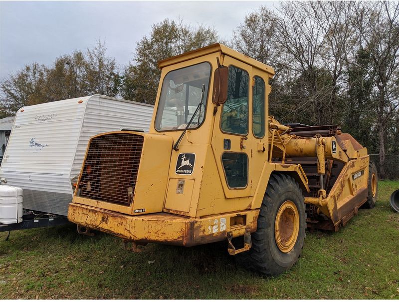 John Deere 762B Series II