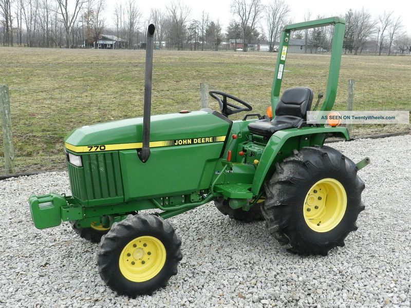 John Deere JD770