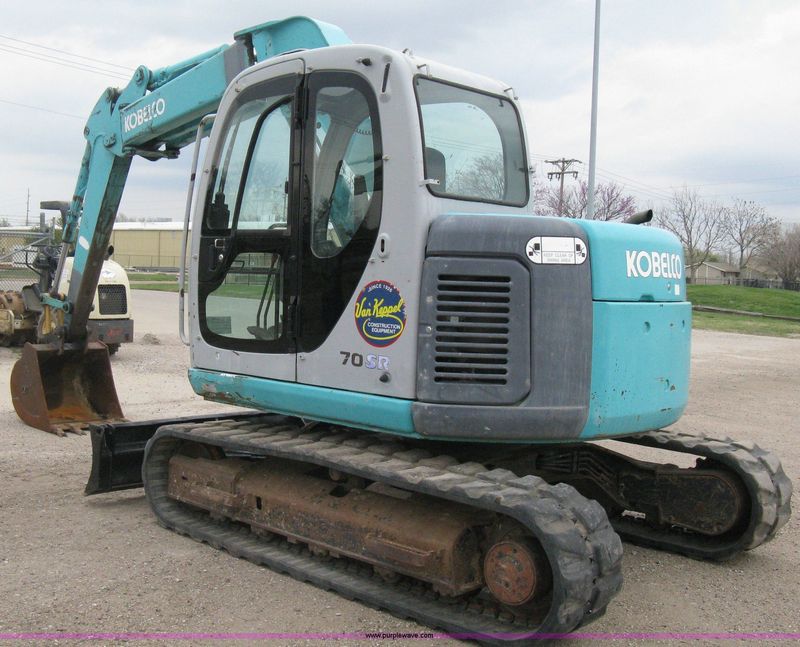 Kobelco 70SR