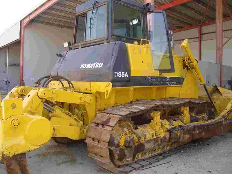 Komatsu D85A-21