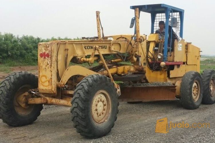 Komatsu GD510R-1