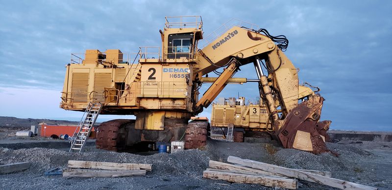 Komatsu H655S