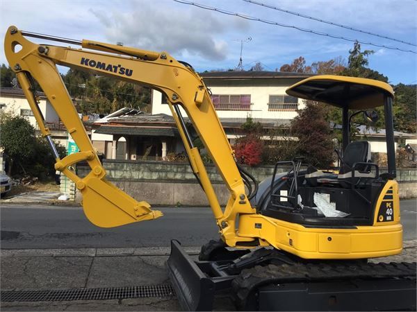 Komatsu PC40-2