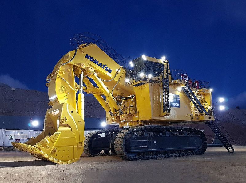 Komatsu PC7000-6