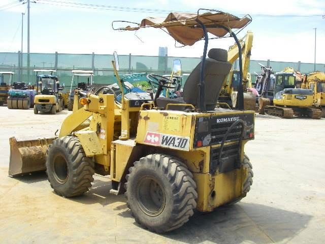Komatsu WA30-1