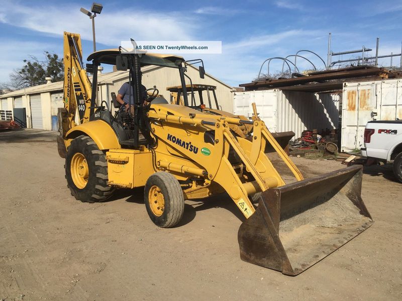 Komatsu WB140-2N