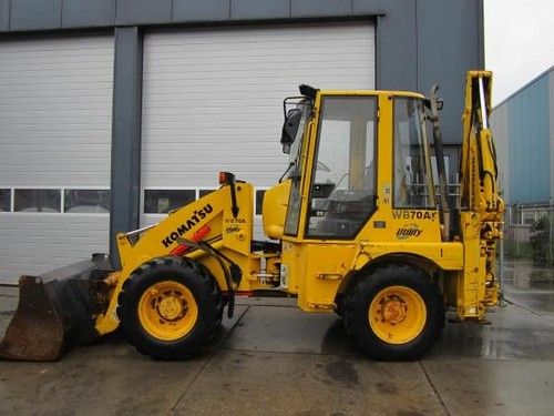 Komatsu WB70A-1