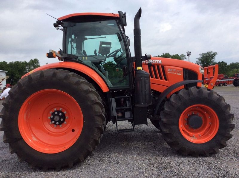 Kubota M7-171S-PS