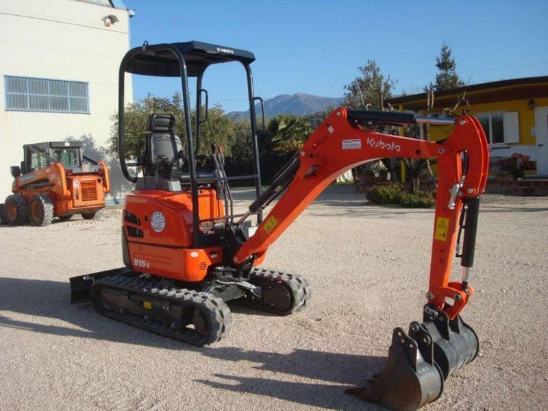 Kubota U15