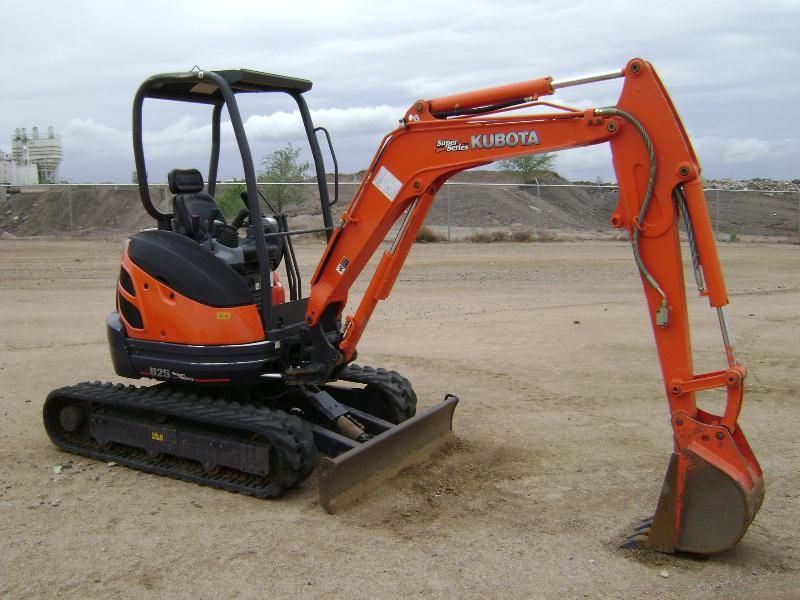 Kubota U25