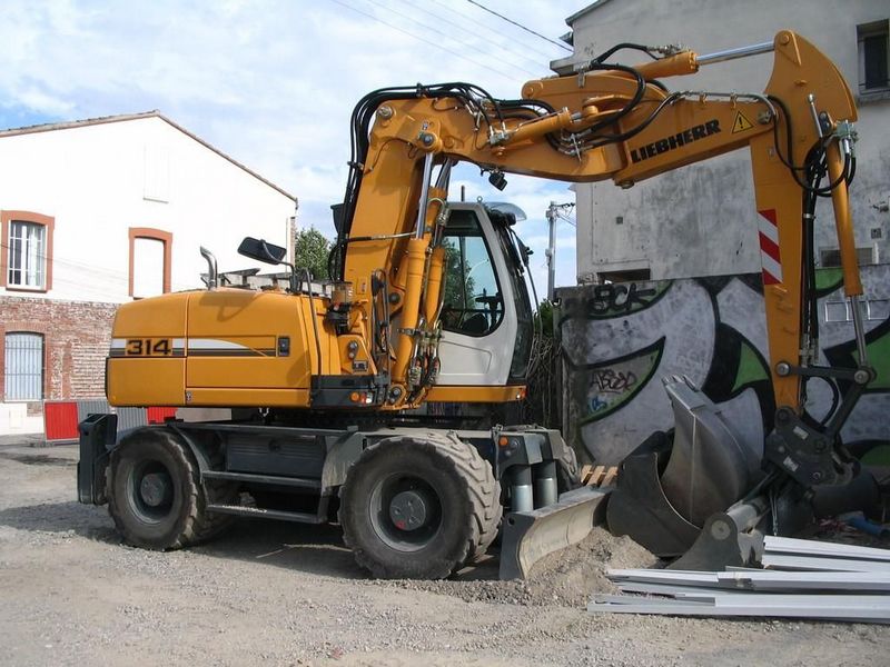 Liebherr A314