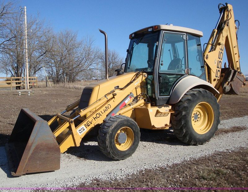 New Holland 555E