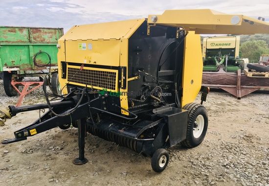 New Holland BR550