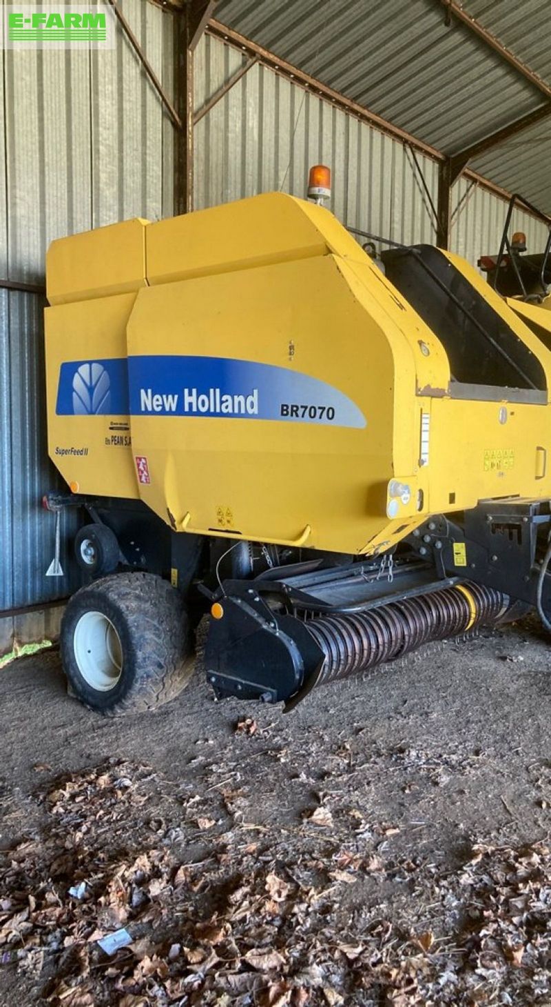 New Holland BR7070 Fork