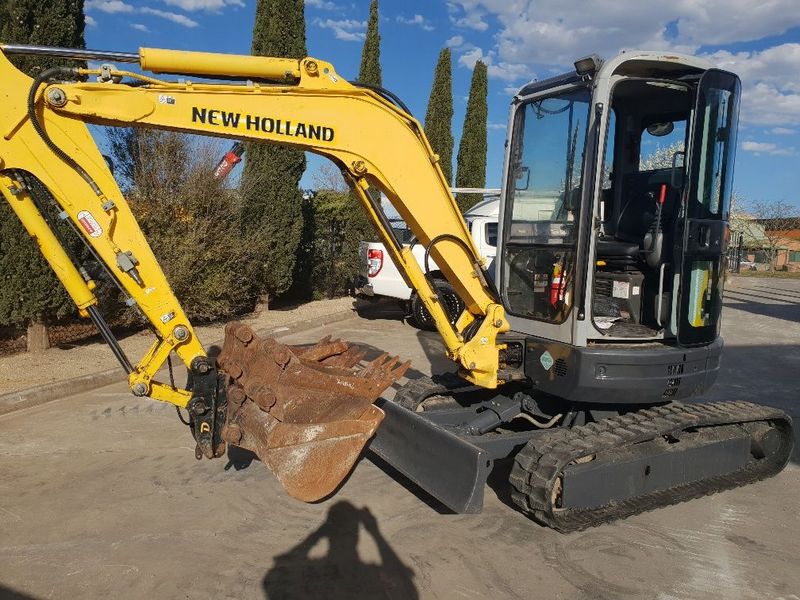 New Holland E35B