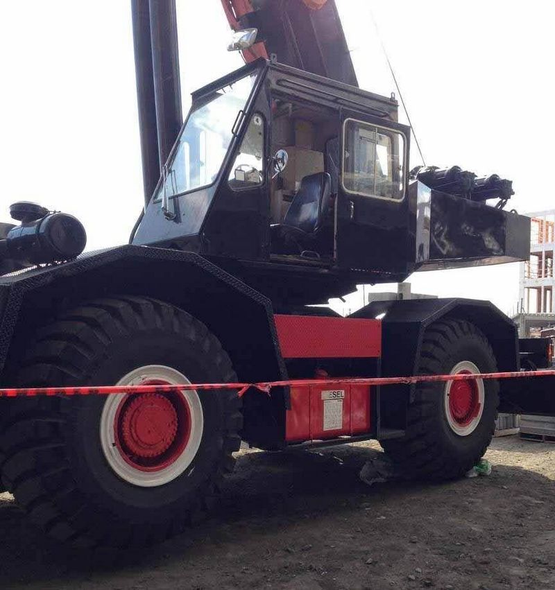 Tadano TR400E
