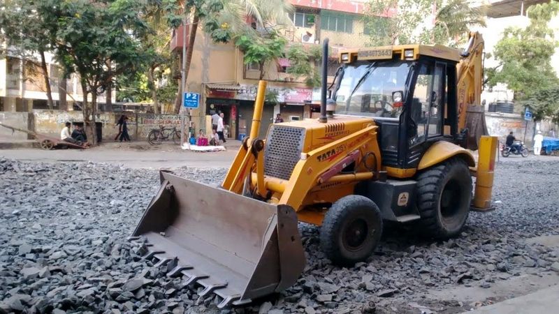 Tata Hitachi JD315V