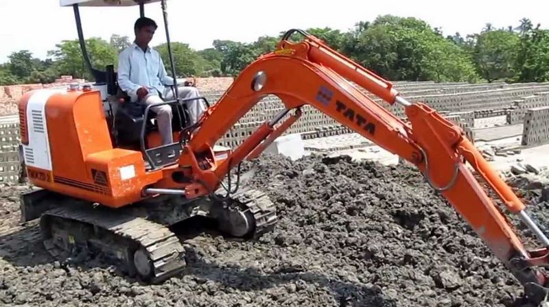 Tata Hitachi TMX20