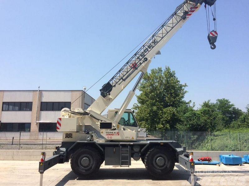 Terex A400