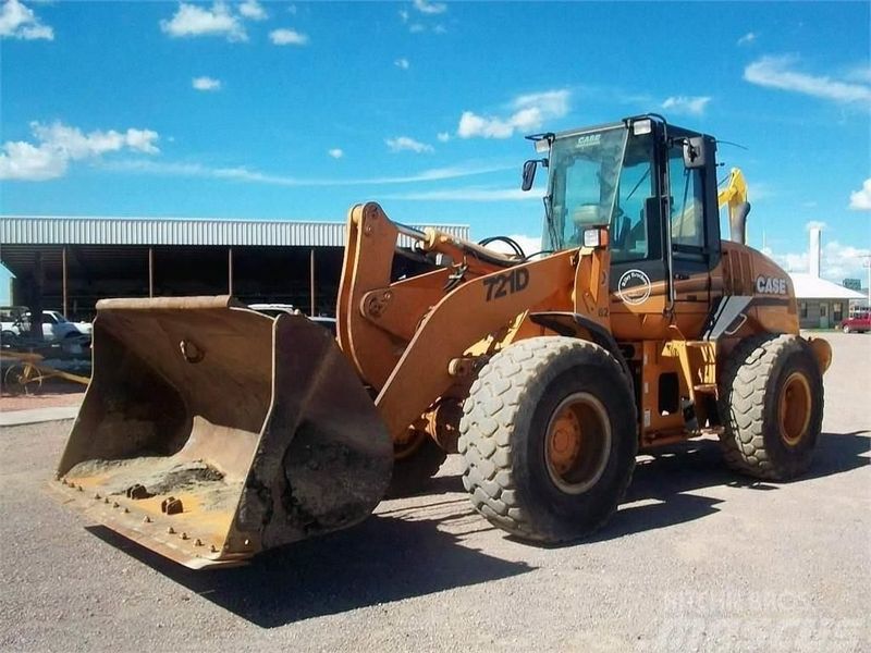 Case 721D