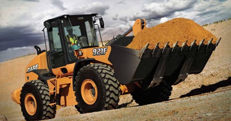 Case 921F