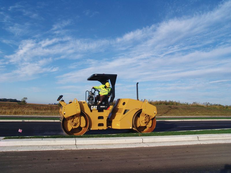 Caterpillar CB534DXW