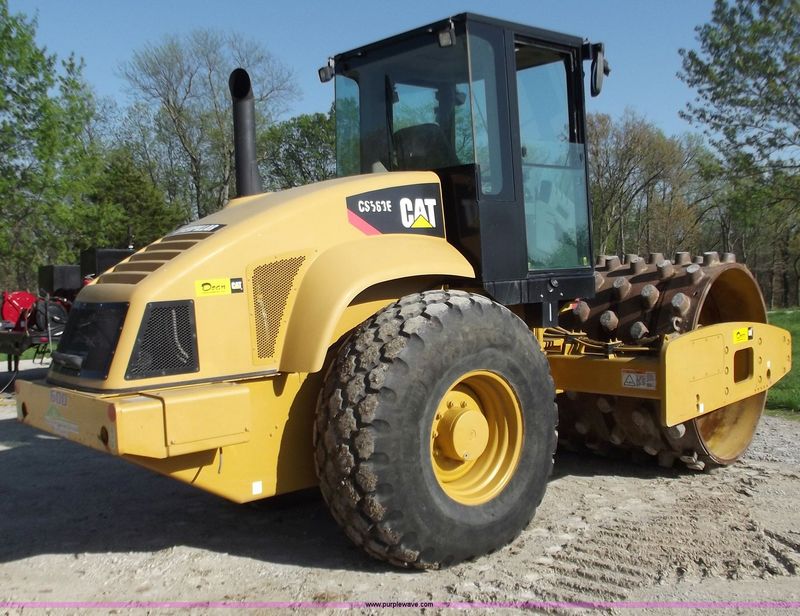 Caterpillar CS563E