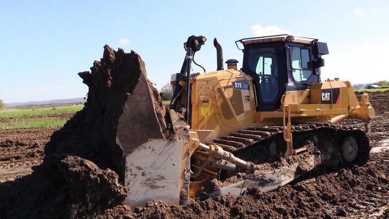 Caterpillar D7E LGP Hybrid