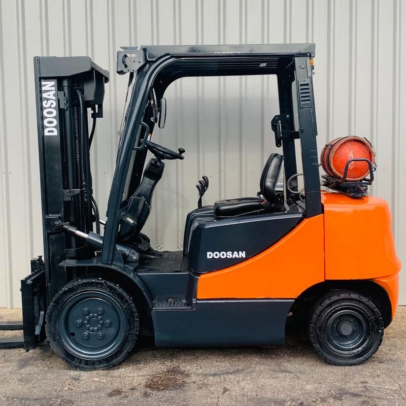 Doosan G30E